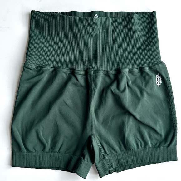 🌸NWOT Free People Movement Good Karma Running Shorts. Dark Green. Size: XS/S - Picture 3 of 7